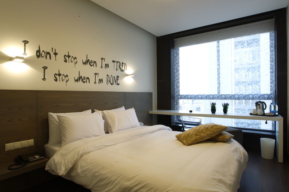 Three O Nine Hotel 베이루트 외부 사진